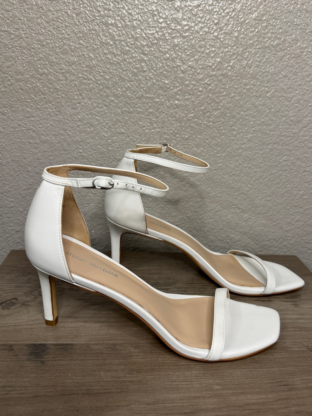 Stuart Weitzman Amelina 75 White Leather Ankle Strap Heels Size 7.5